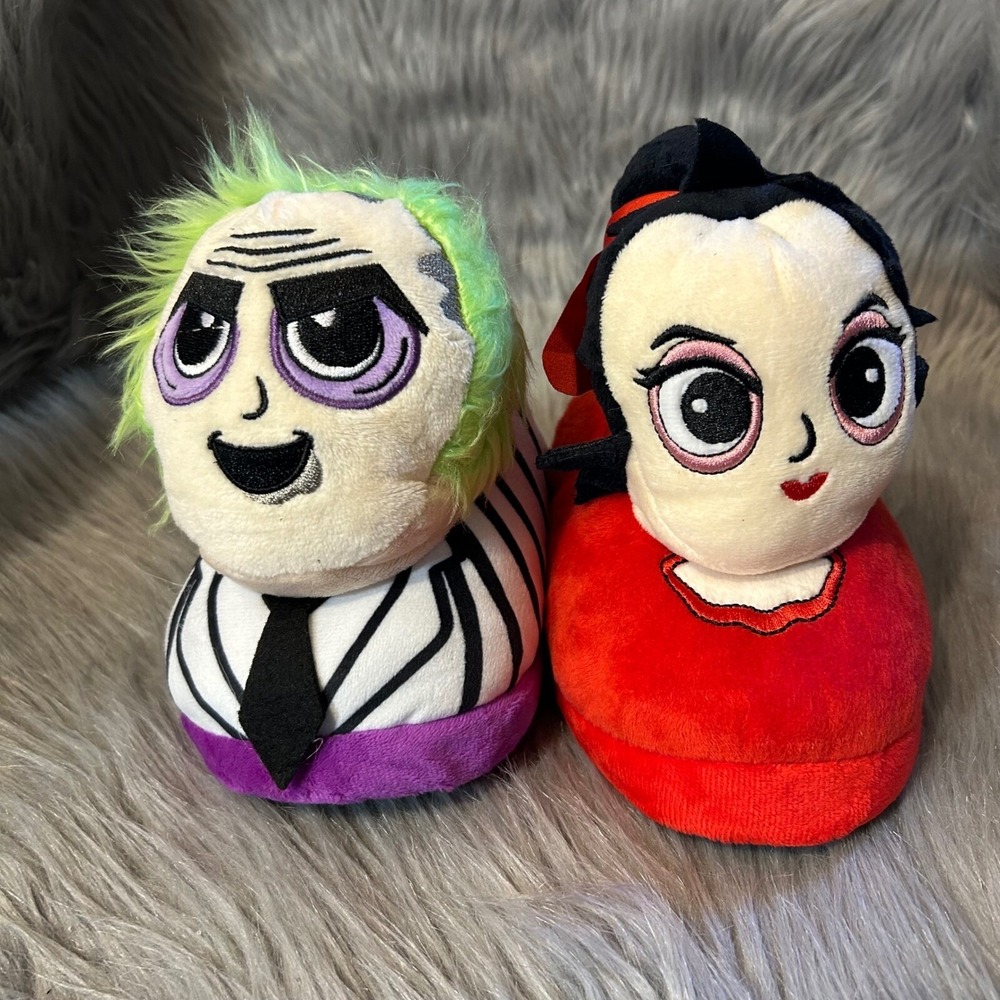 Ground Up Beetlejuice Slippers Women's Size 7-8 Slip On Plush Shoes Lightweight
